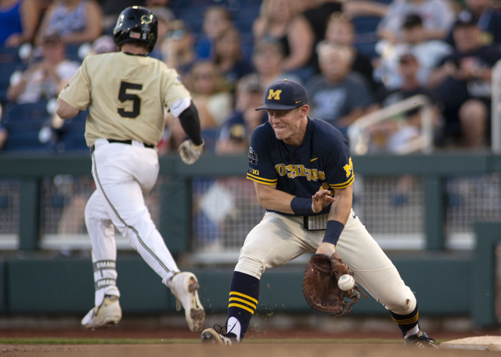 College World Series Championship, 6.26